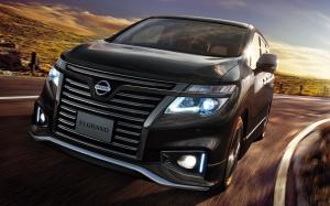 Nissan Elgrand Highway Star Jet Black Urban Chrome '2018